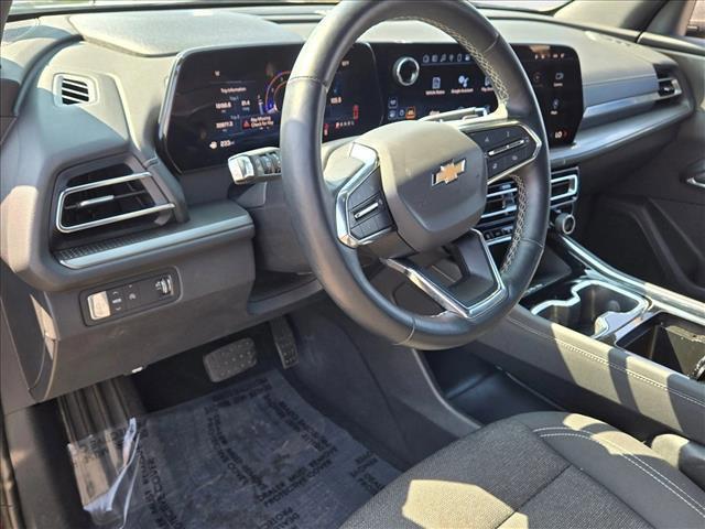 used 2024 Chevrolet Traverse car, priced at $36,332