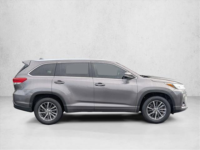 used 2017 Toyota Highlander car, priced at $18,120