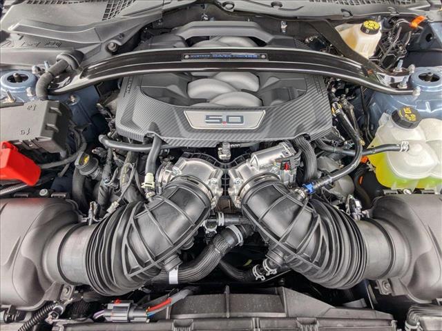 new 2025 Ford Mustang car