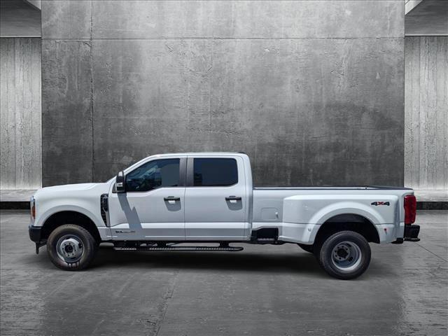 new 2025 Ford F-350 car, priced at $62,625