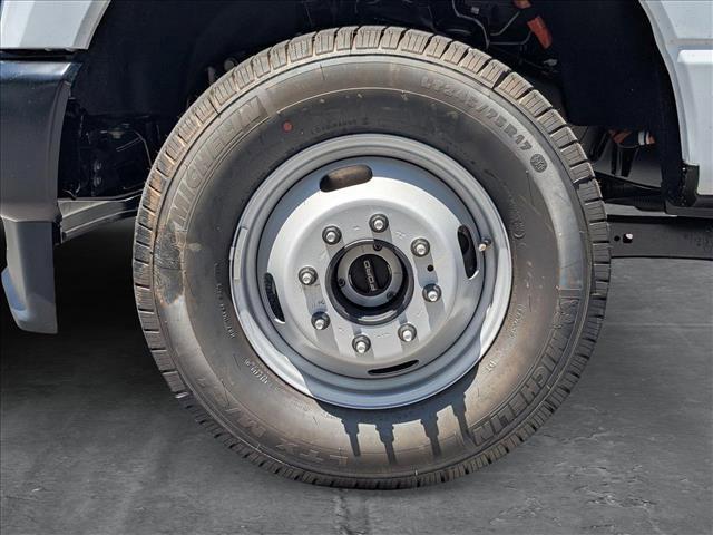 new 2025 Ford F-350 car, priced at $62,625