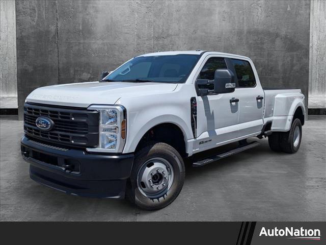 new 2025 Ford F-350 car, priced at $62,625