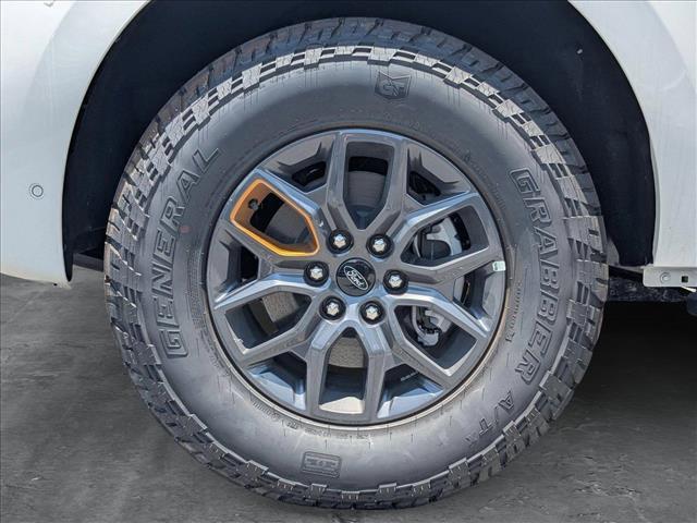 new 2025 Ford Expedition car, priced at $84,610