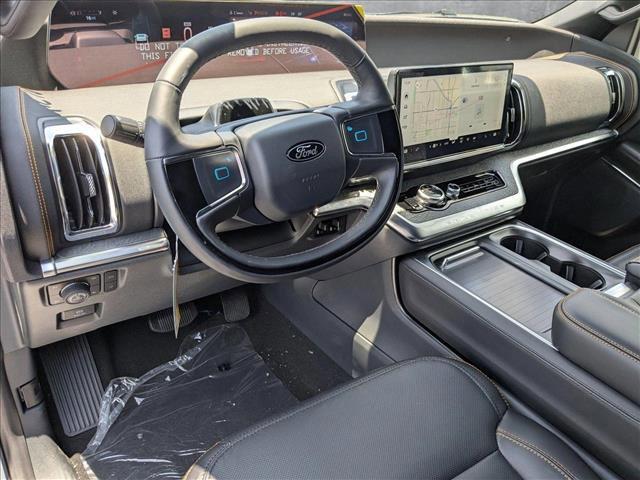 new 2025 Ford Expedition car, priced at $84,610