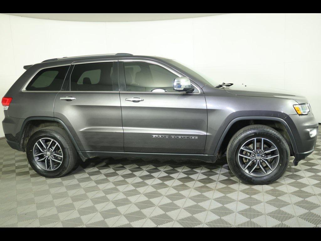 used 2017 Jeep Grand Cherokee car, priced at $14,614