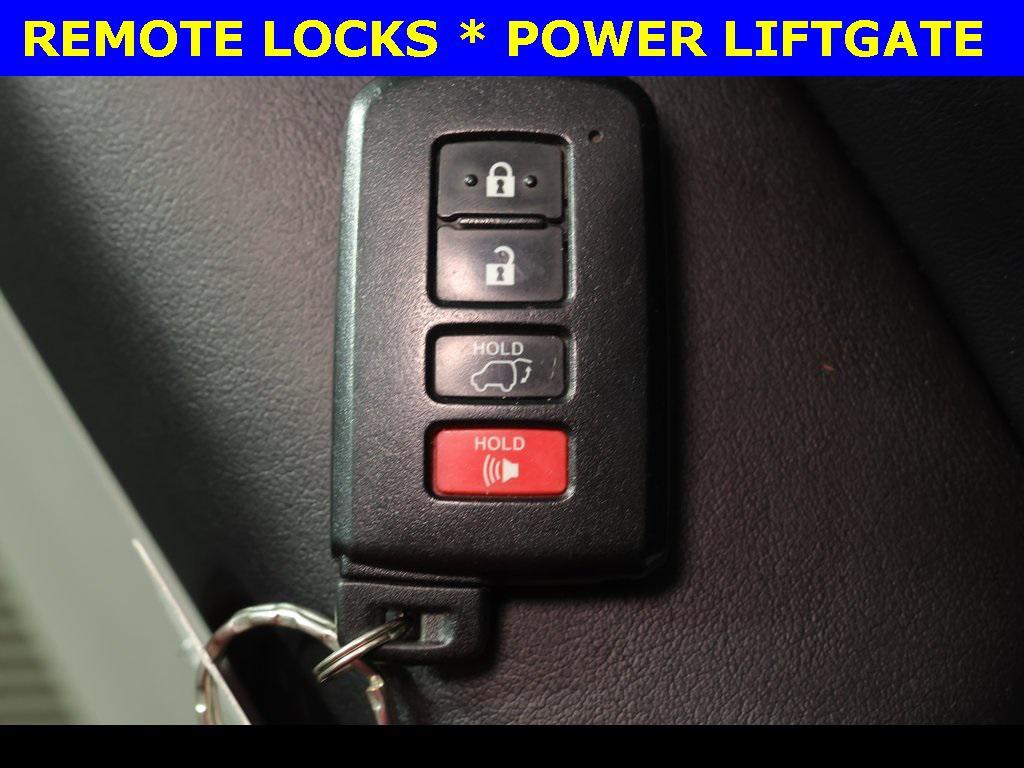 used 2016 Toyota Highlander car, priced at $17,994