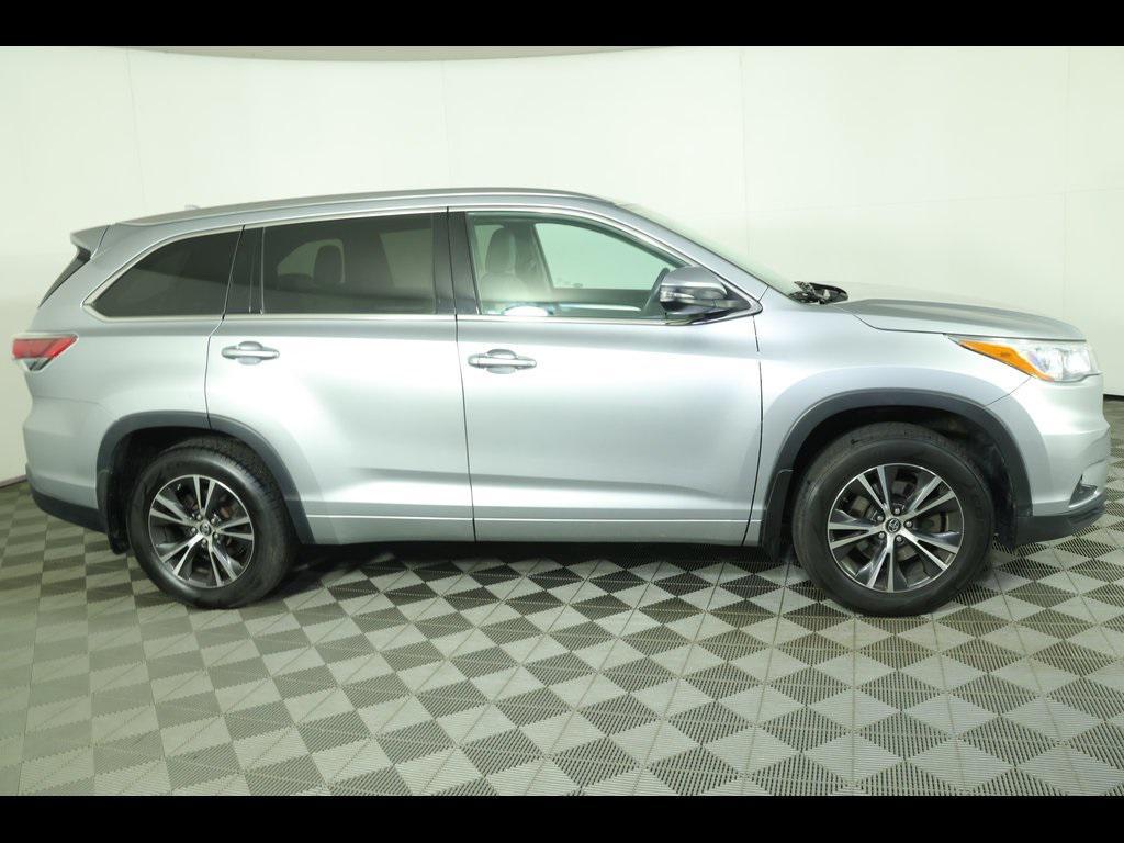 used 2016 Toyota Highlander car, priced at $17,994