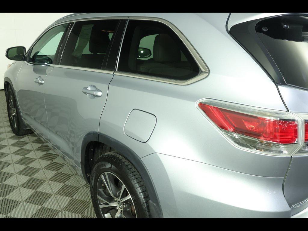 used 2016 Toyota Highlander car, priced at $17,994