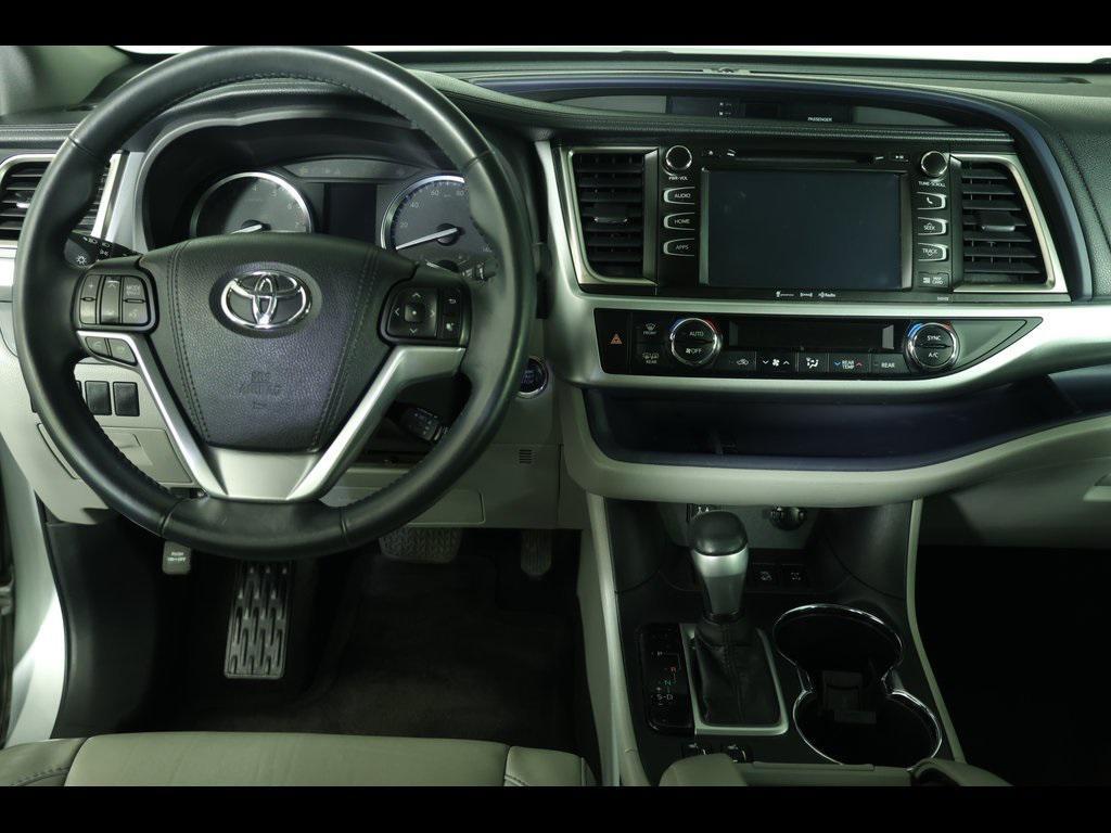 used 2016 Toyota Highlander car, priced at $17,994