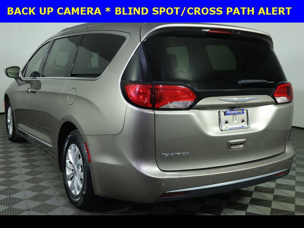 used 2018 Chrysler Pacifica car, priced at $11,401