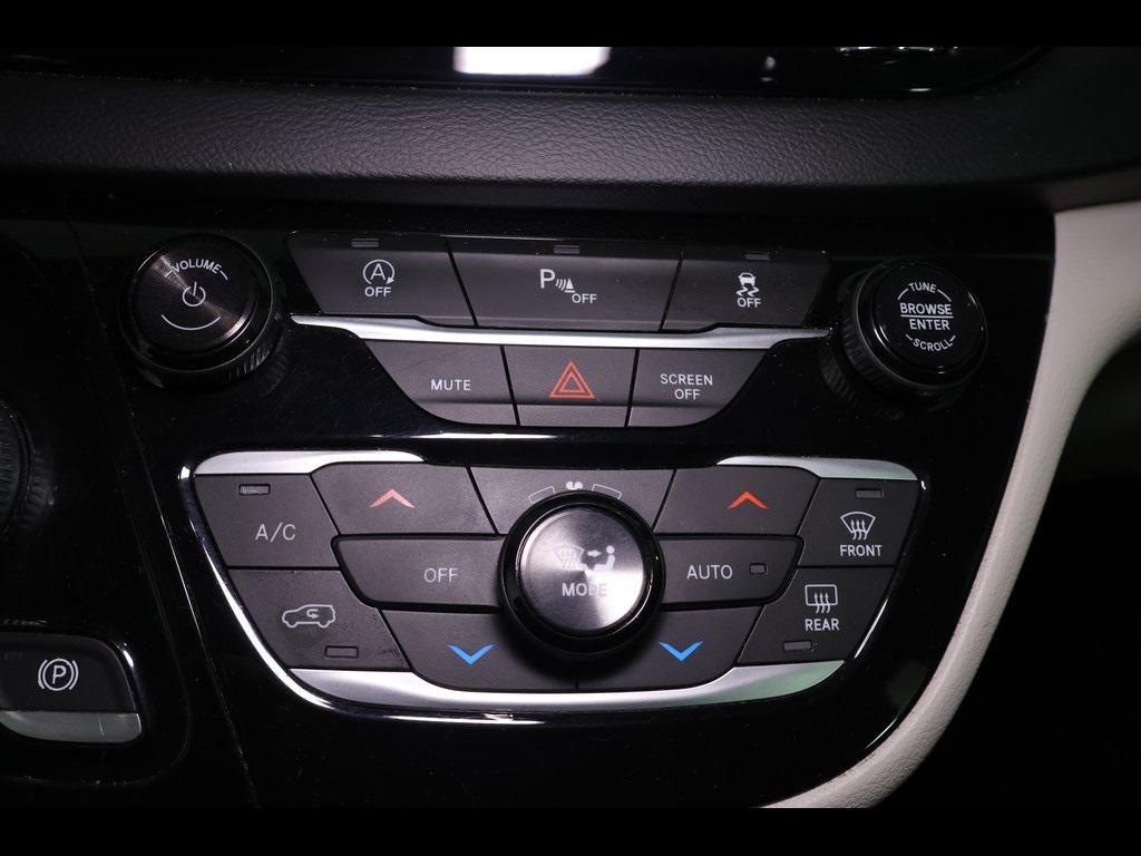 used 2018 Chrysler Pacifica car, priced at $11,401