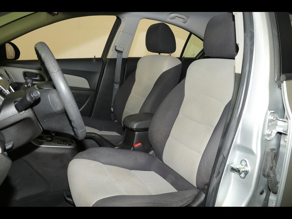 used 2015 Chevrolet Cruze car, priced at $6,332