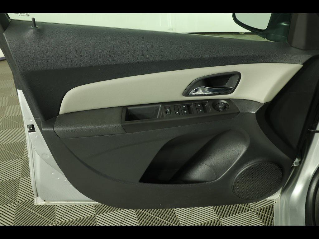 used 2015 Chevrolet Cruze car, priced at $6,332