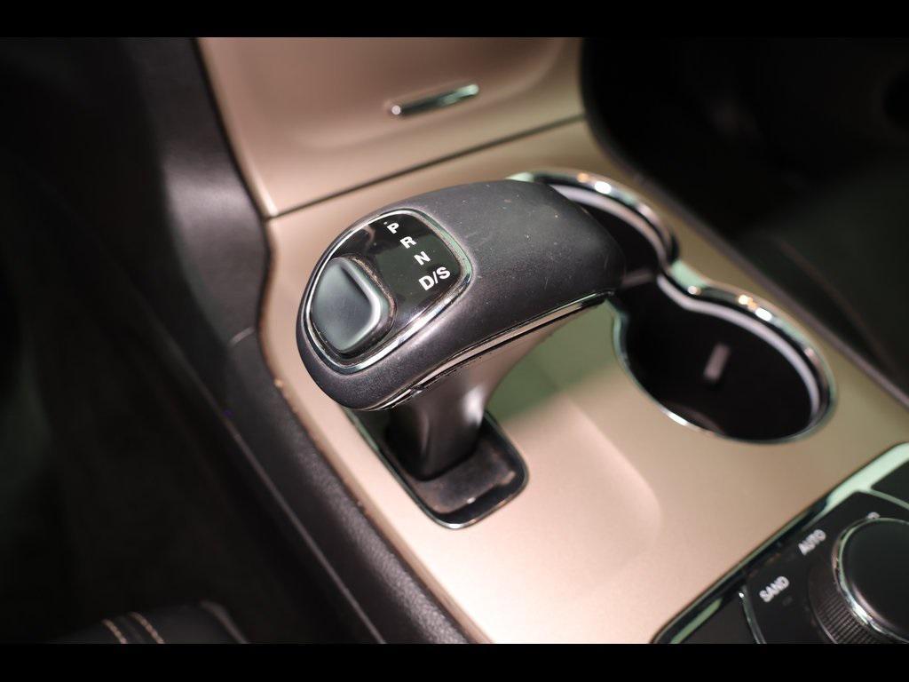 used 2015 Jeep Grand Cherokee car, priced at $9,986