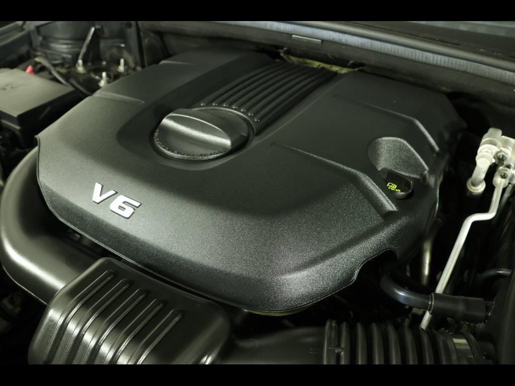 used 2015 Jeep Grand Cherokee car, priced at $9,986