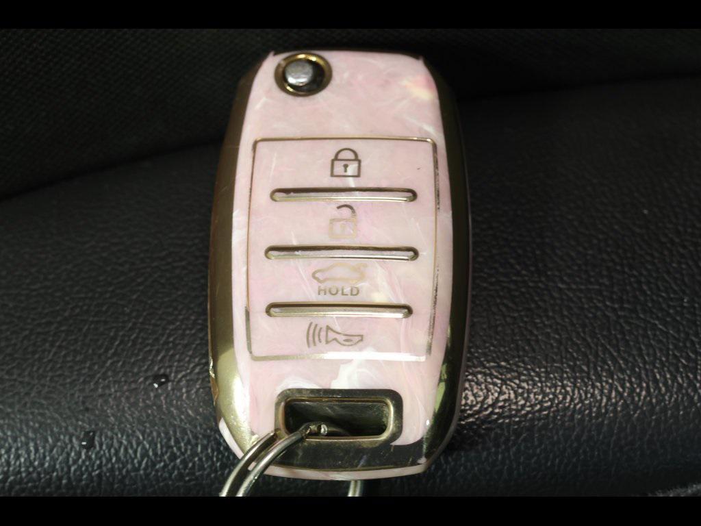 used 2017 Kia Soul car, priced at $9,998