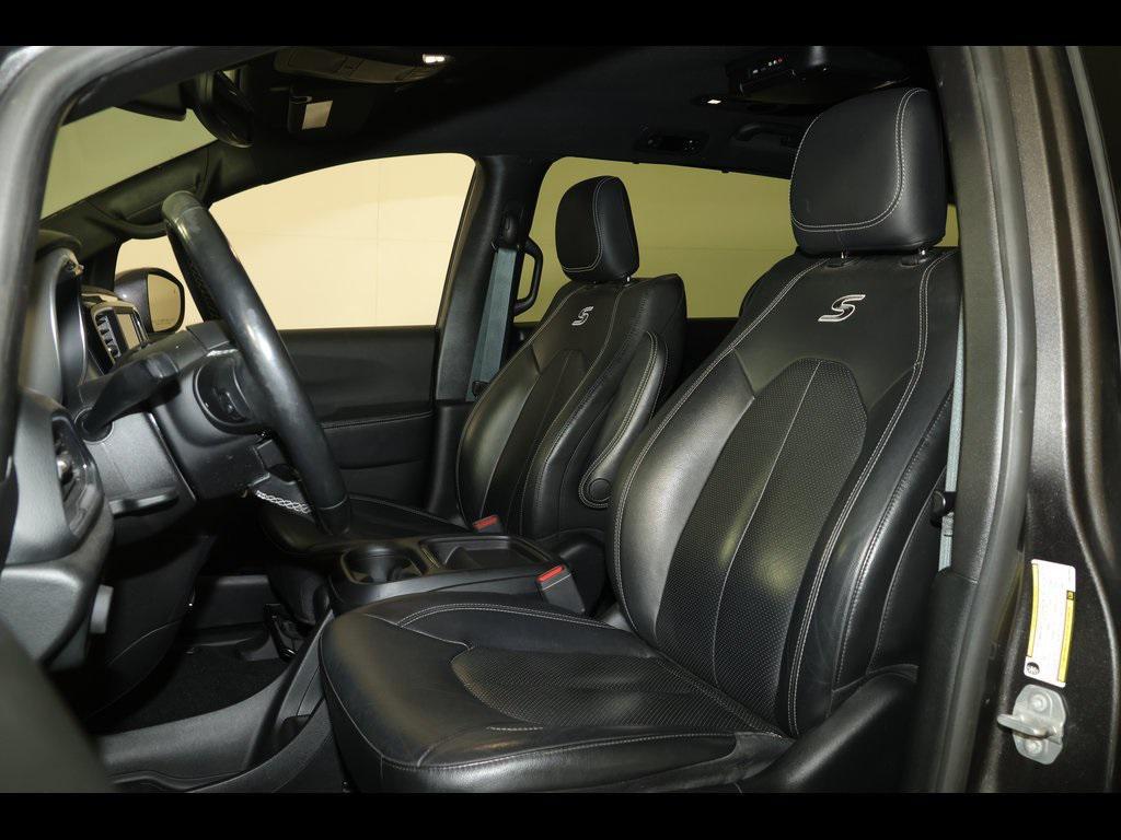 used 2019 Chrysler Pacifica car, priced at $14,641