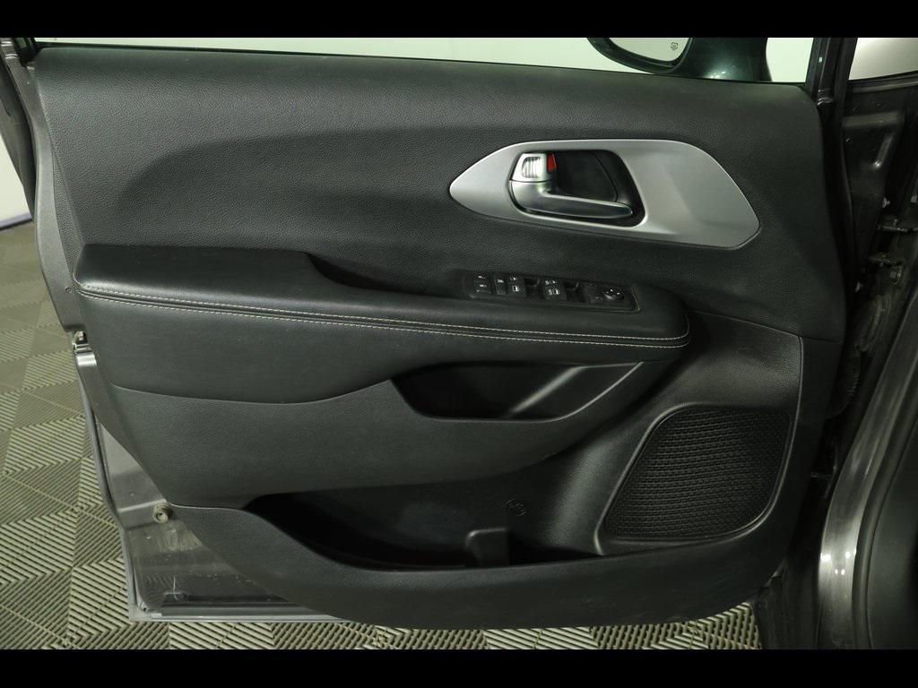 used 2019 Chrysler Pacifica car, priced at $14,641