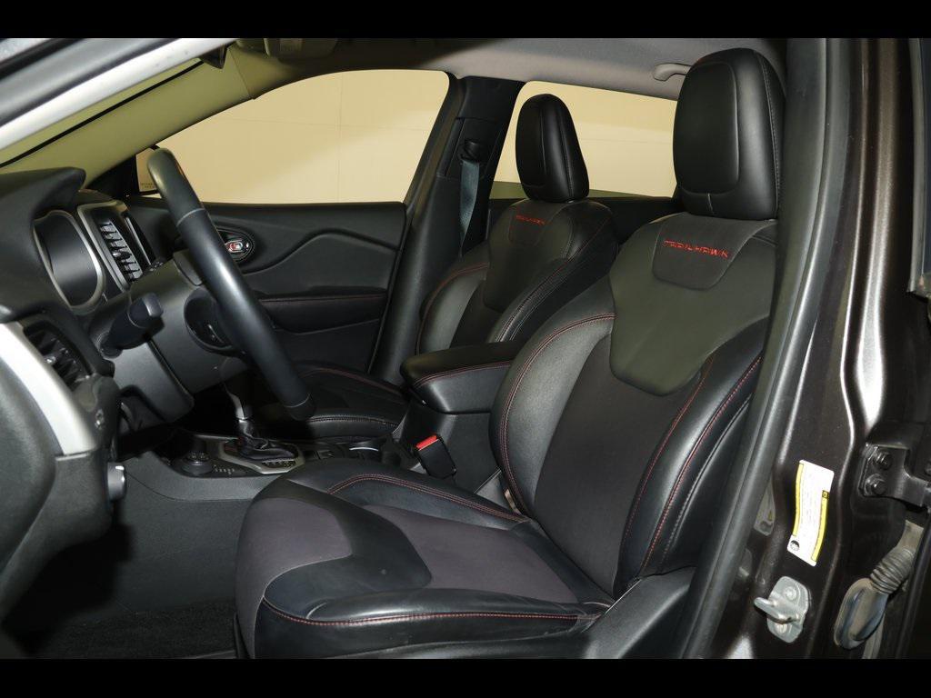 used 2014 Jeep Cherokee car, priced at $11,156