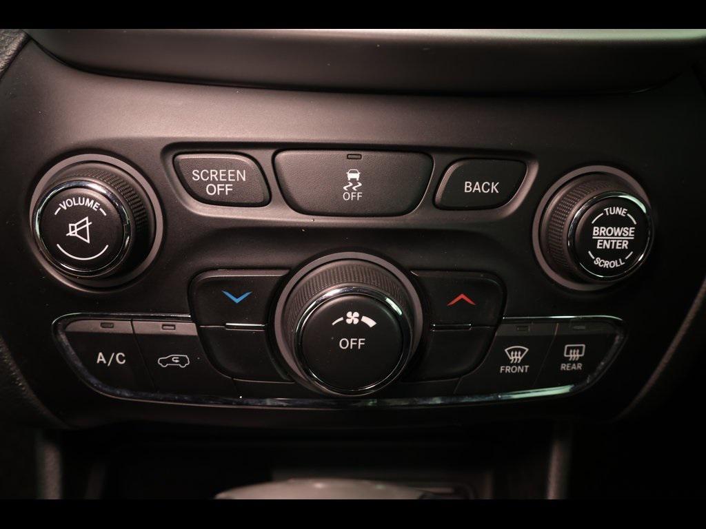 used 2014 Jeep Cherokee car, priced at $11,156