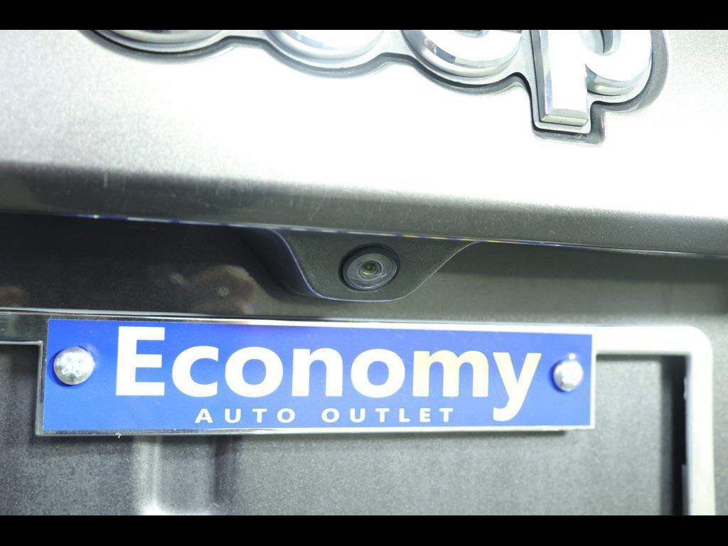 used 2017 Jeep Grand Cherokee car, priced at $9,997