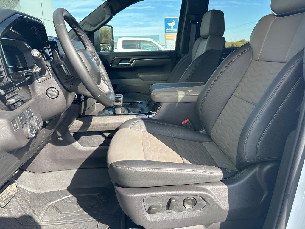 used 2024 Chevrolet Silverado 1500 car, priced at $60,998