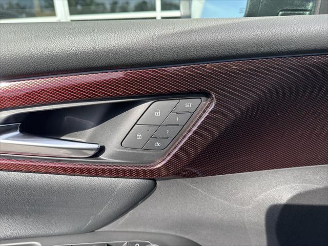 new 2025 Chevrolet Traverse car