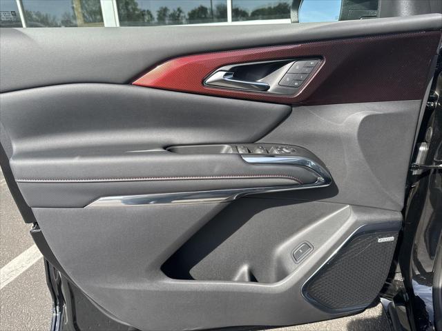 new 2025 Chevrolet Traverse car