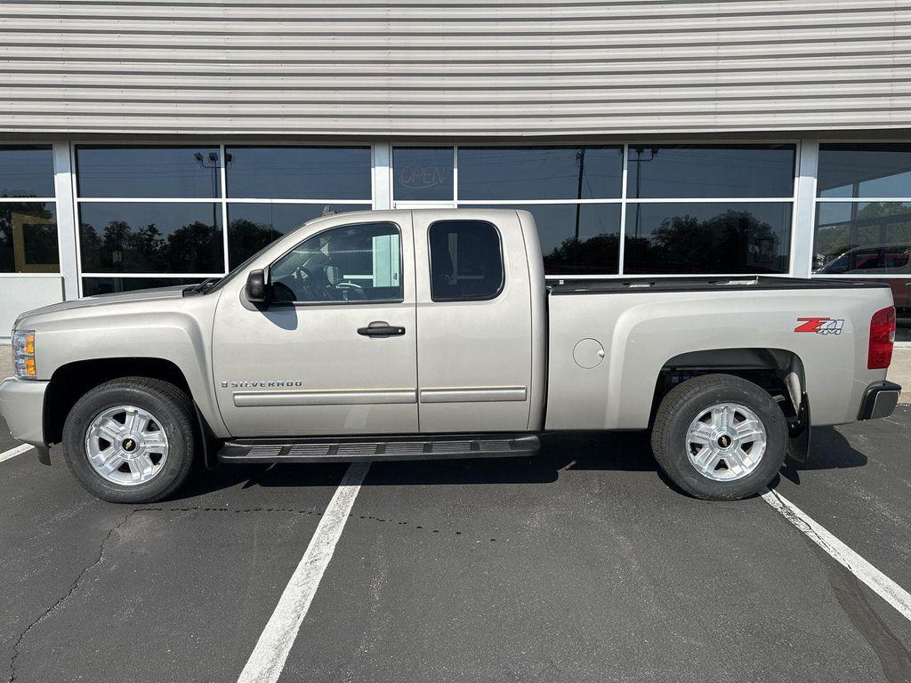 used 2009 Chevrolet Silverado 1500 car, priced at $14,998