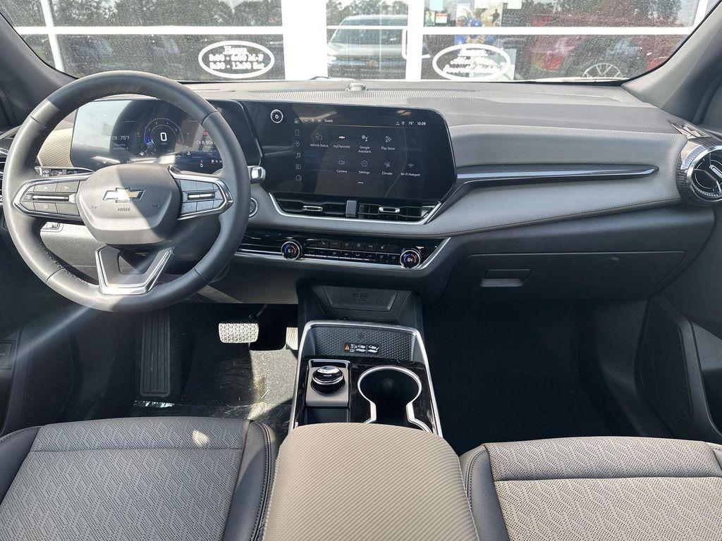 new 2026 Chevrolet Equinox car