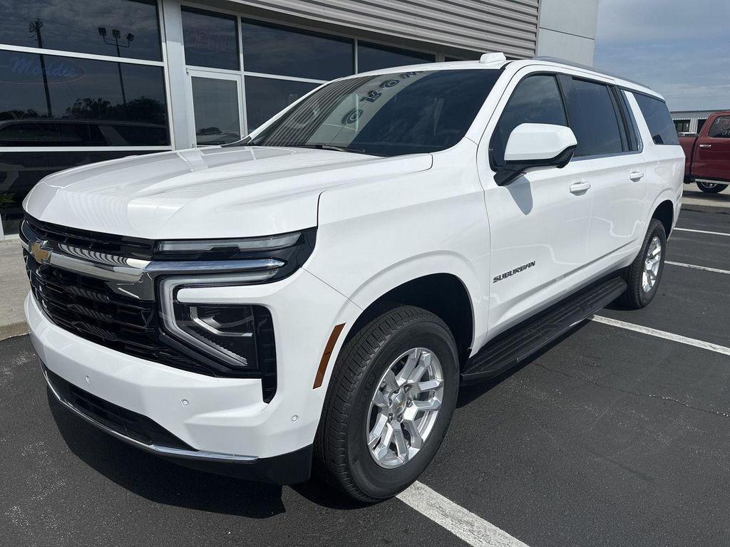 new 2025 Chevrolet Suburban car