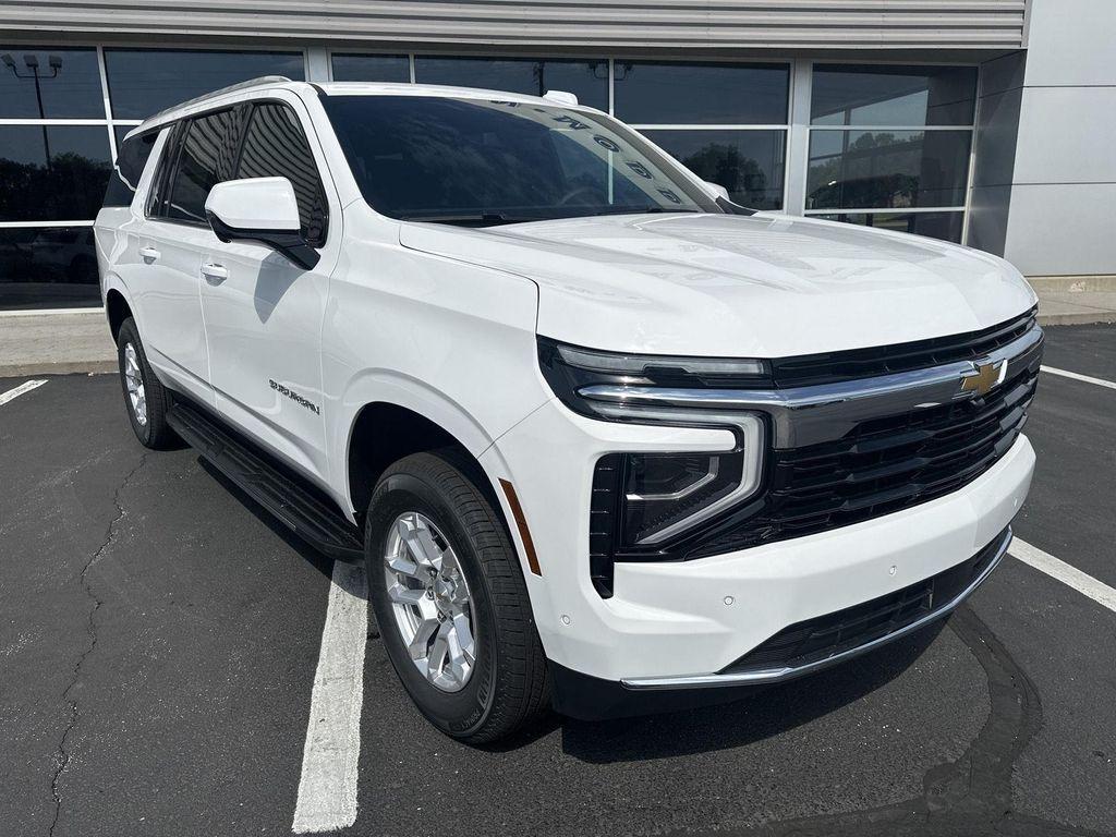 new 2025 Chevrolet Suburban car