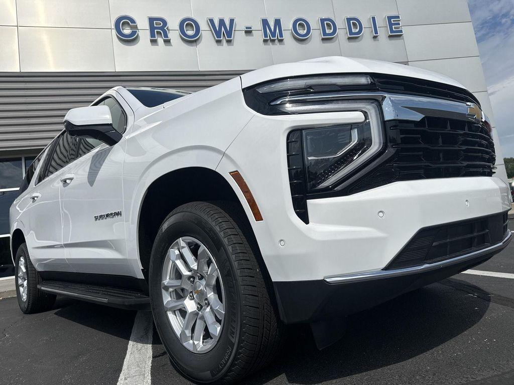 new 2025 Chevrolet Suburban car