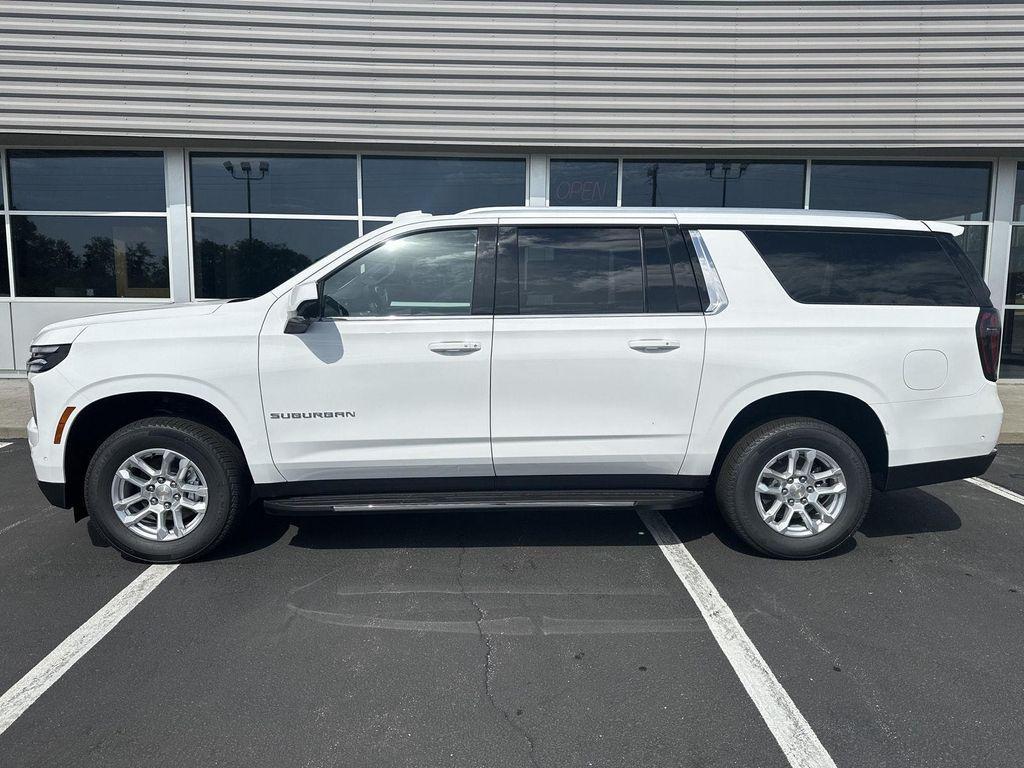 new 2025 Chevrolet Suburban car
