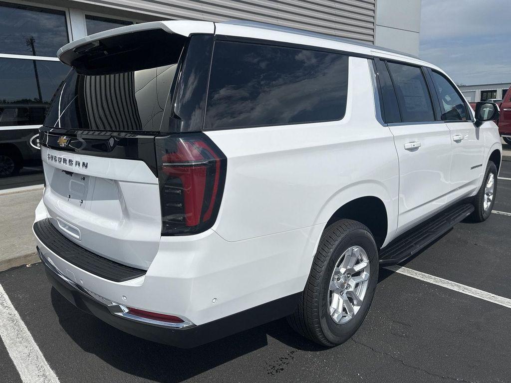 new 2025 Chevrolet Suburban car