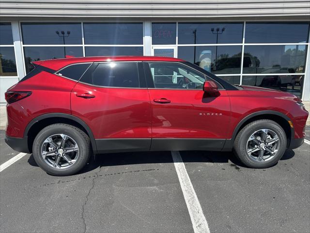 new 2025 Chevrolet Blazer car