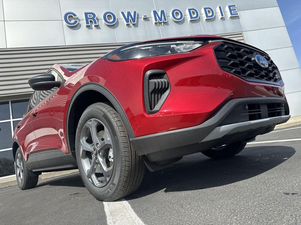 new 2025 Ford Escape car, priced at $36,960