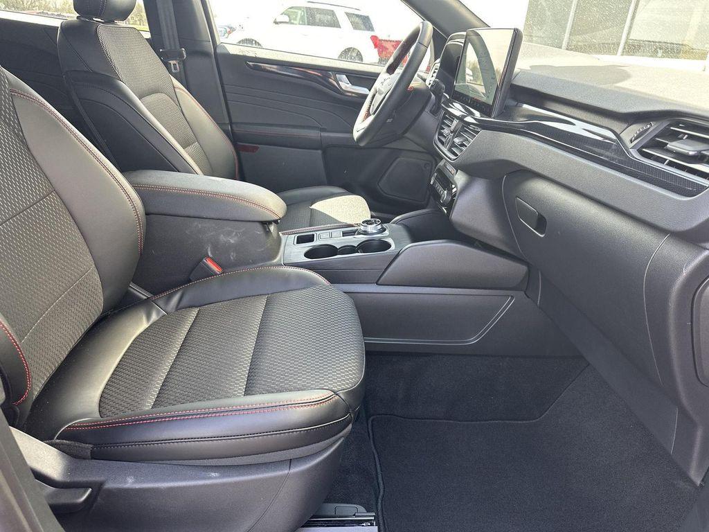 new 2025 Ford Escape car, priced at $36,960