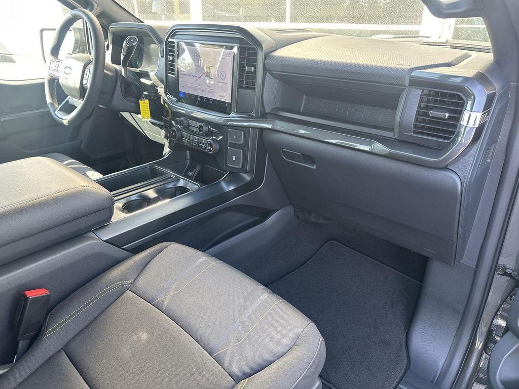 new 2025 Ford F-150 car, priced at $50,425