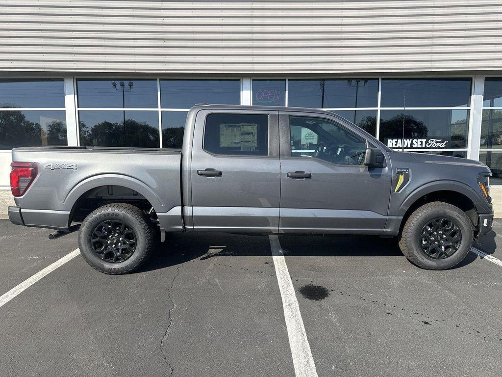 new 2025 Ford F-150 car, priced at $50,425