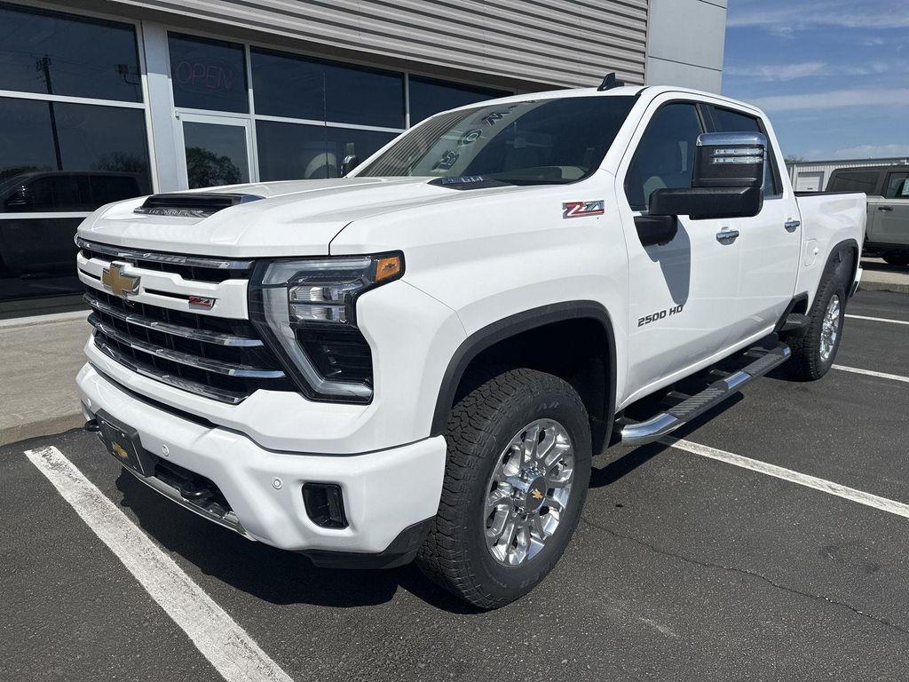 new 2025 Chevrolet Silverado 2500 car