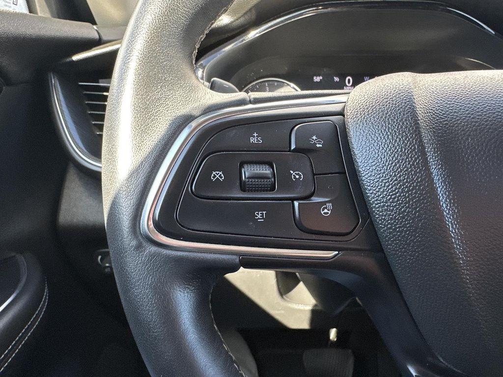 used 2021 Buick Envision car, priced at $17,998