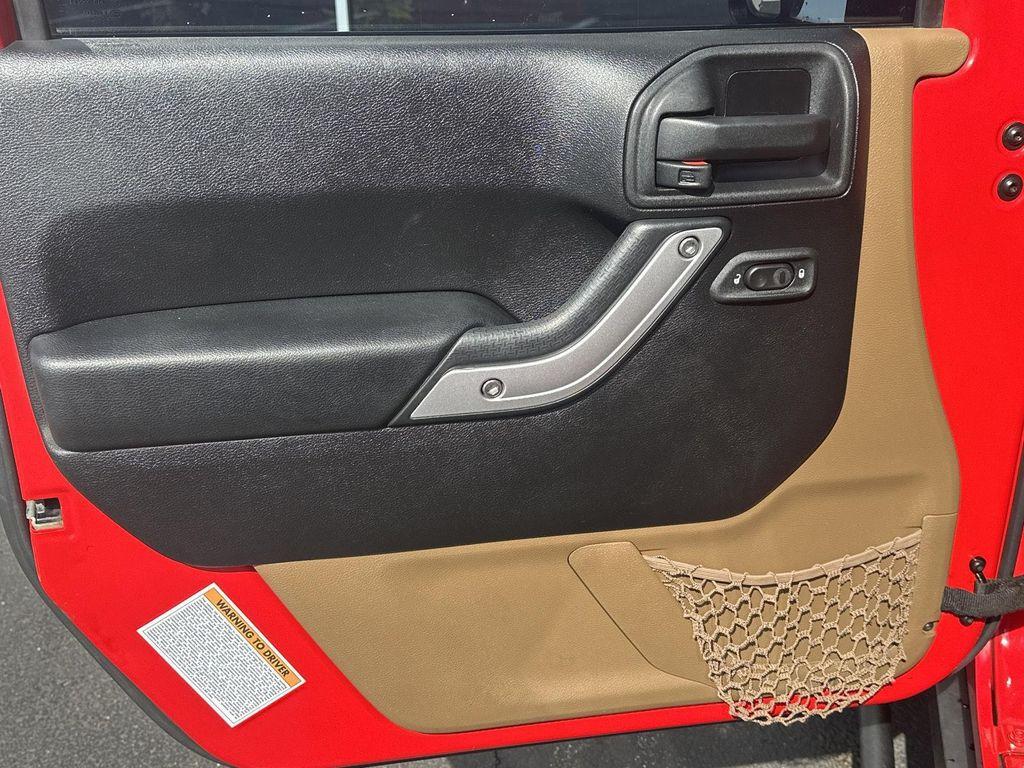 used 2015 Jeep Wrangler Unlimited car, priced at $20,998