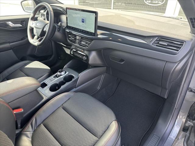 new 2025 Ford Escape car, priced at $33,470