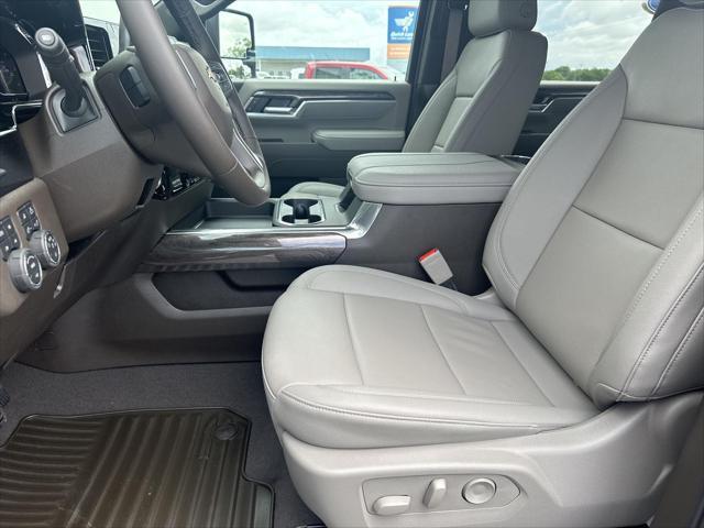new 2025 Chevrolet Silverado 3500 car