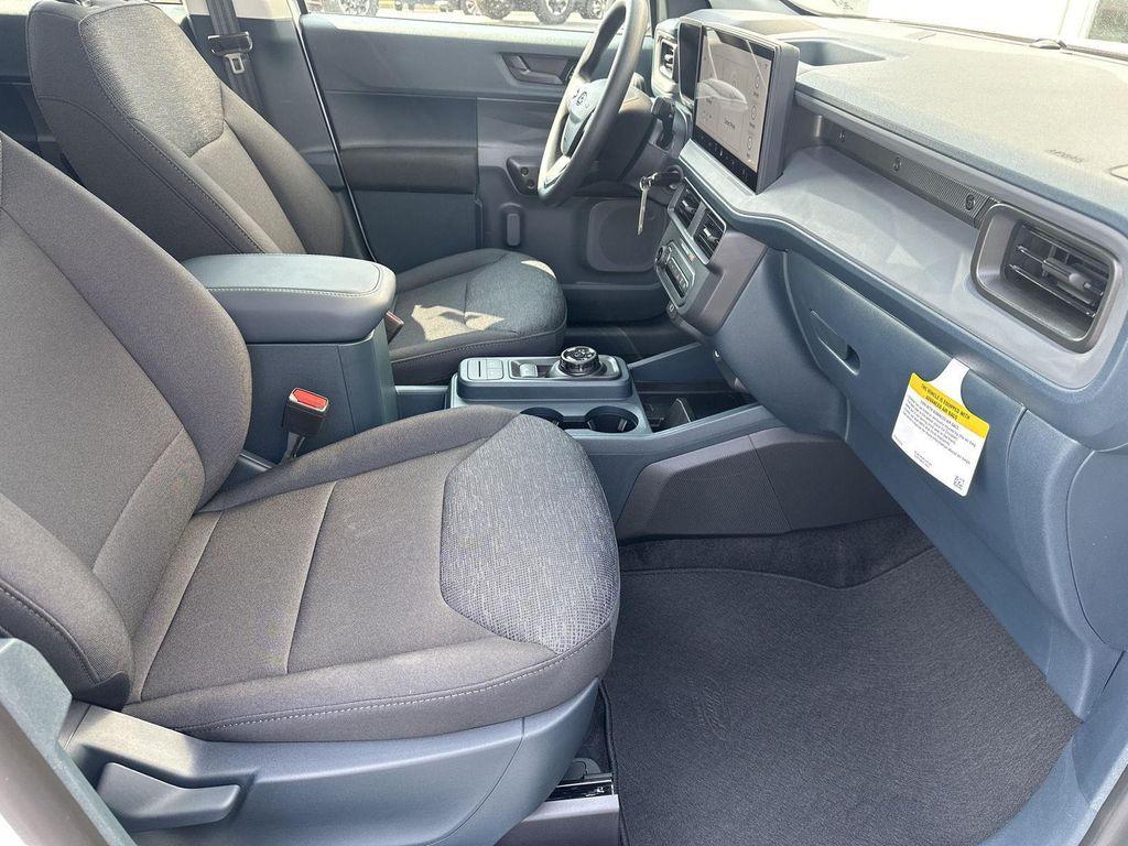 new 2025 Ford Maverick car, priced at $30,065