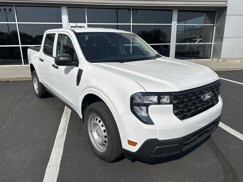new 2025 Ford Maverick car, priced at $30,065