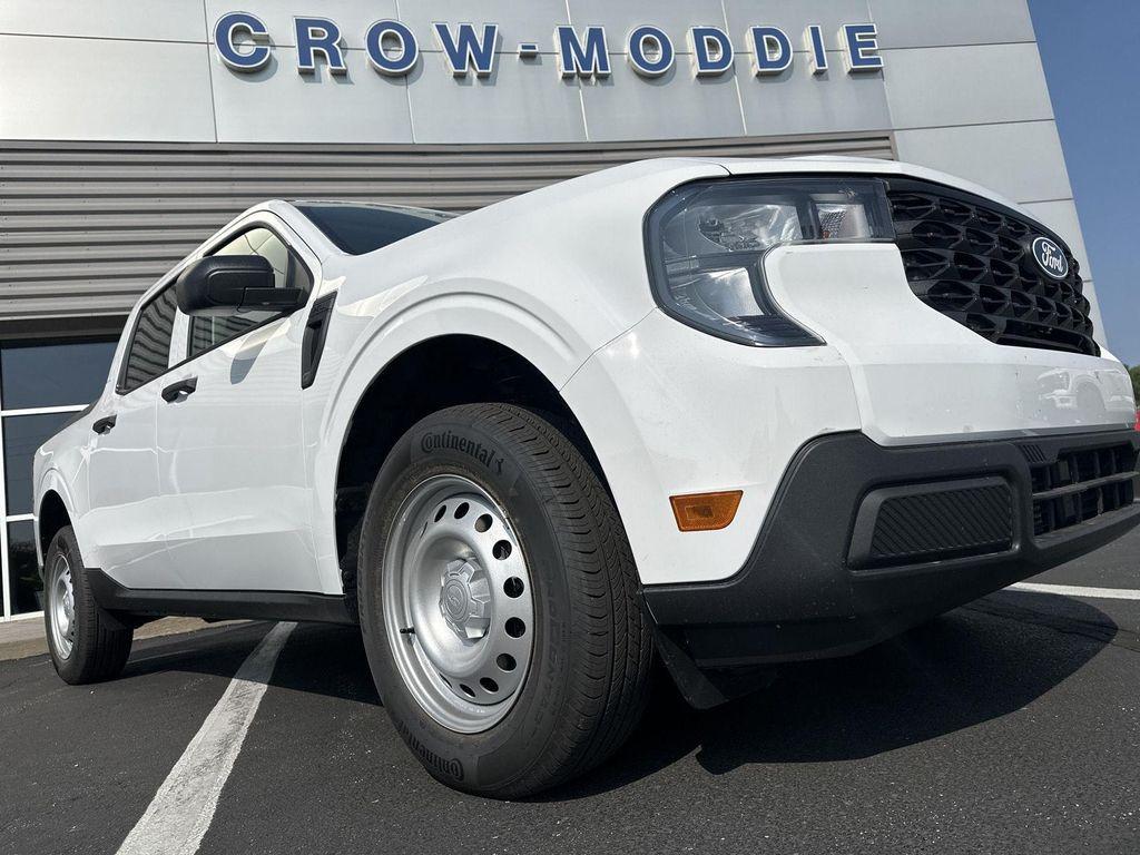 new 2025 Ford Maverick car, priced at $30,065