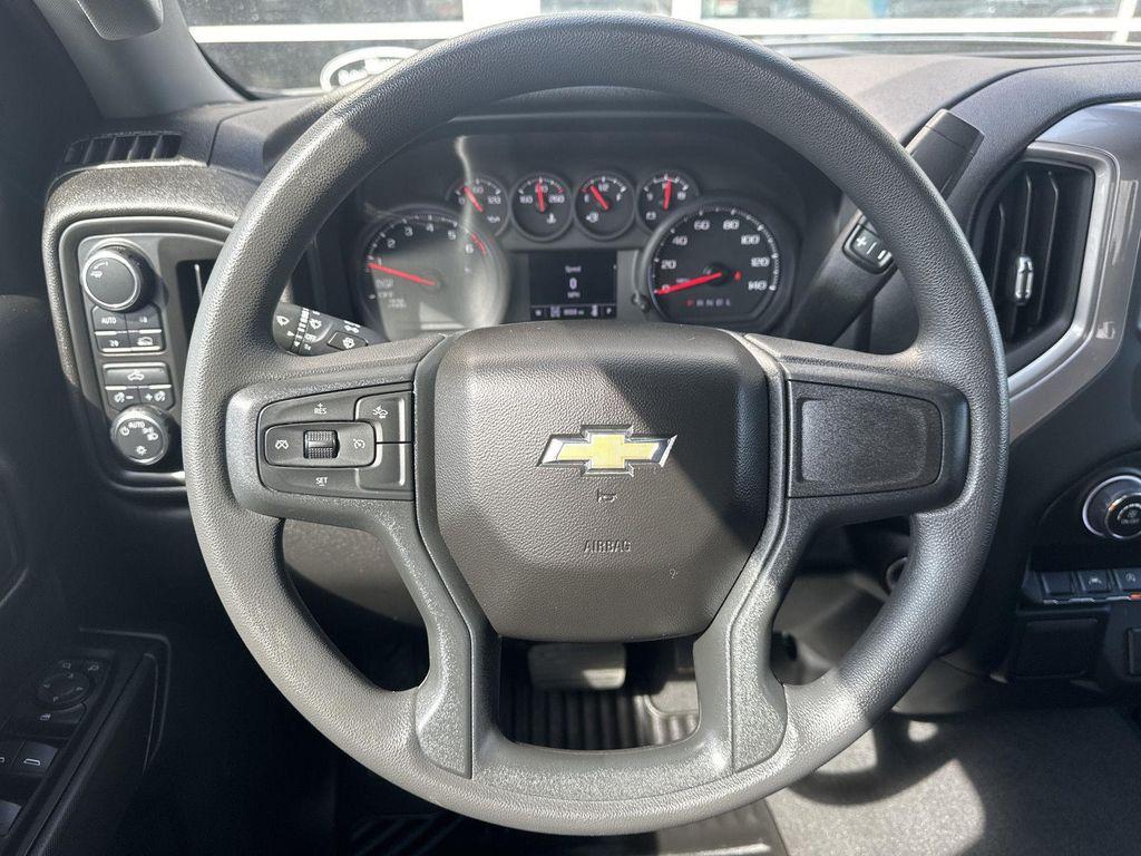 used 2024 Chevrolet Silverado 1500 car, priced at $39,998