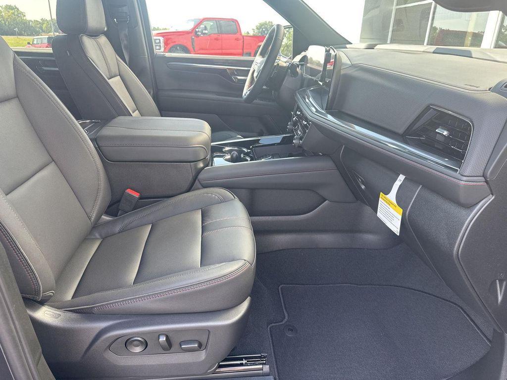 new 2025 Chevrolet Tahoe car